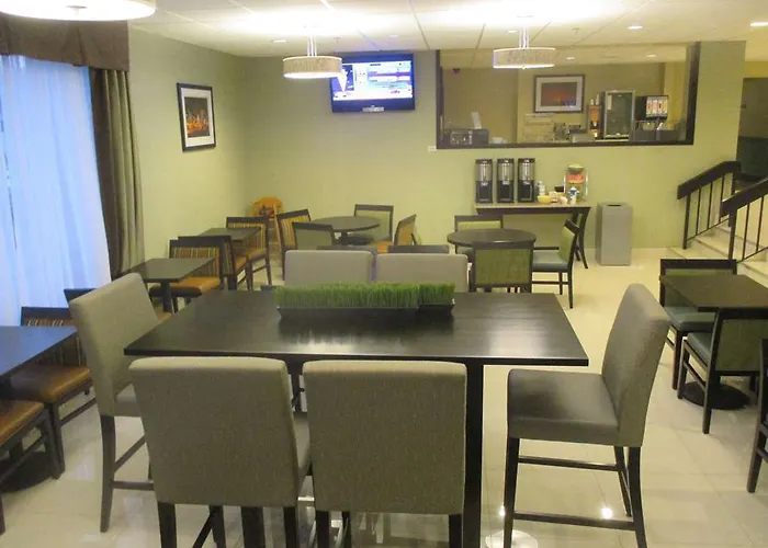 Western O'hare/elk Grove Hotel