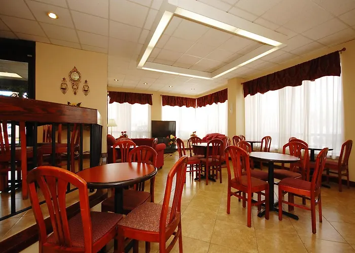 Western O'hare/elk Grove 3*